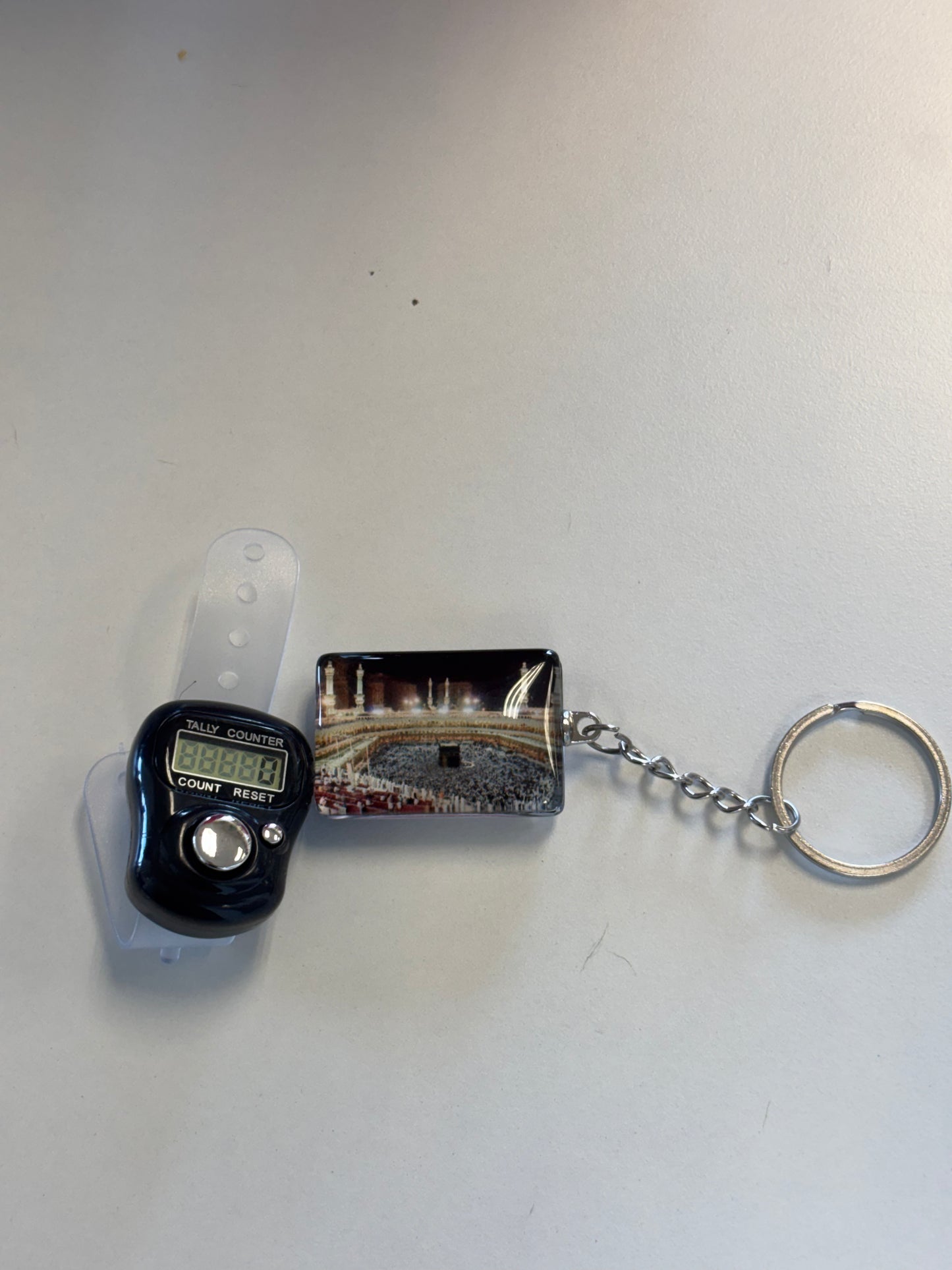 Black Dhikr Clicker Gift Set – Digital Tally Counter with Keychain (Black)